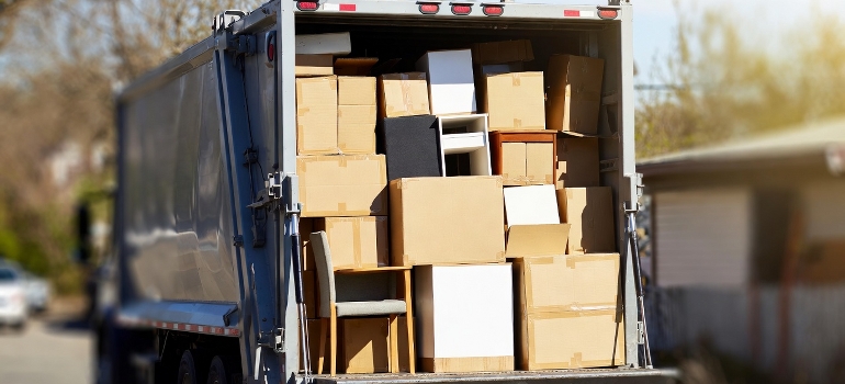 bulk trash pickup after moving to Pasadena